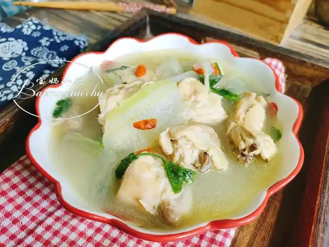过年忙碌很辛苦,炖一锅汤补充体力,滋味鲜美,缓解疲劳|冬瓜|鲜美|鸡汤