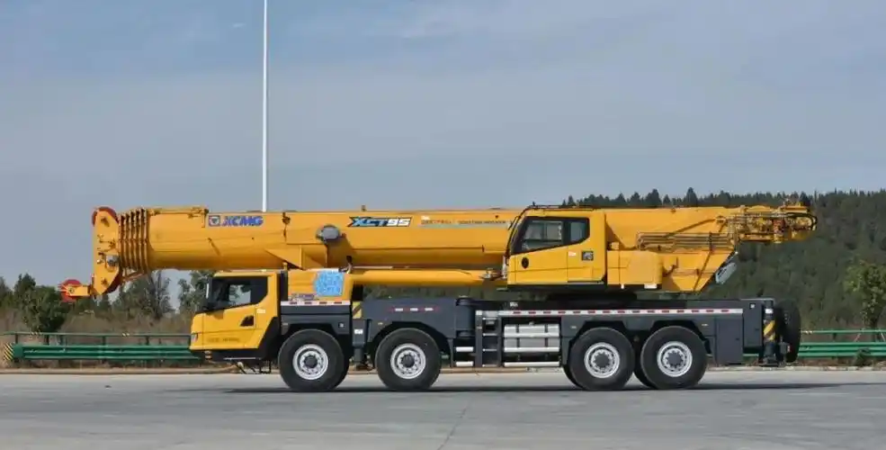 作为领航版的g1代系列产品,xct95l7又有哪些亮点呢?徐工吊车最新上市