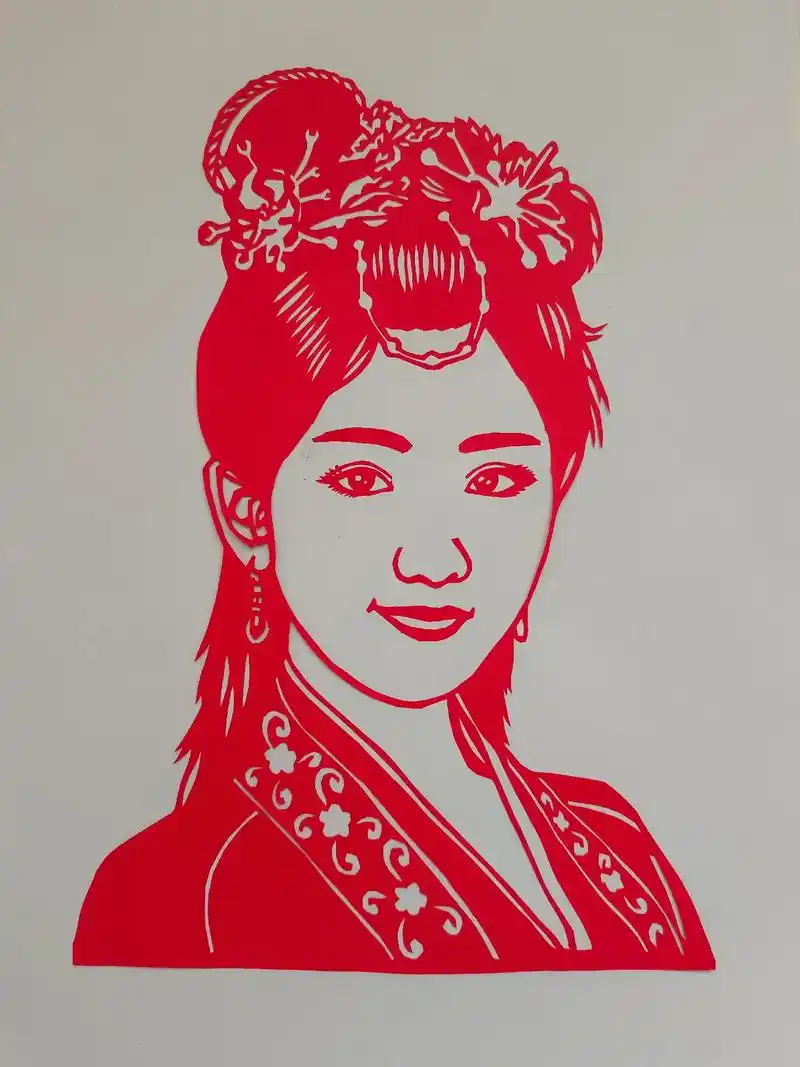 非遗文化手工剪纸传承 #人像剪影日常练习古装美女 - 抖音