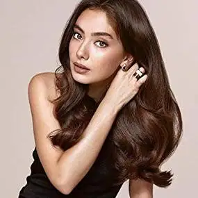 内斯利汗·阿塔居尔 ( neslihan atagül)