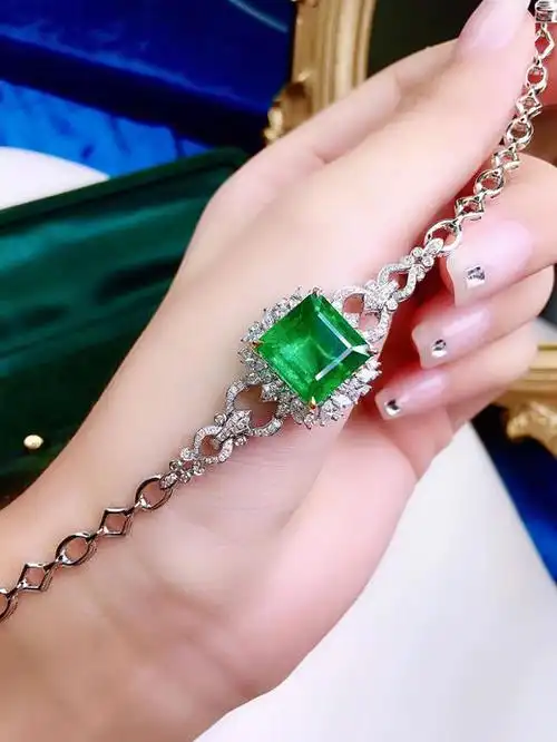 祖母绿手链天然祖母绿手链18k重金豪华镶嵌钻石主石881克拉钻石1164