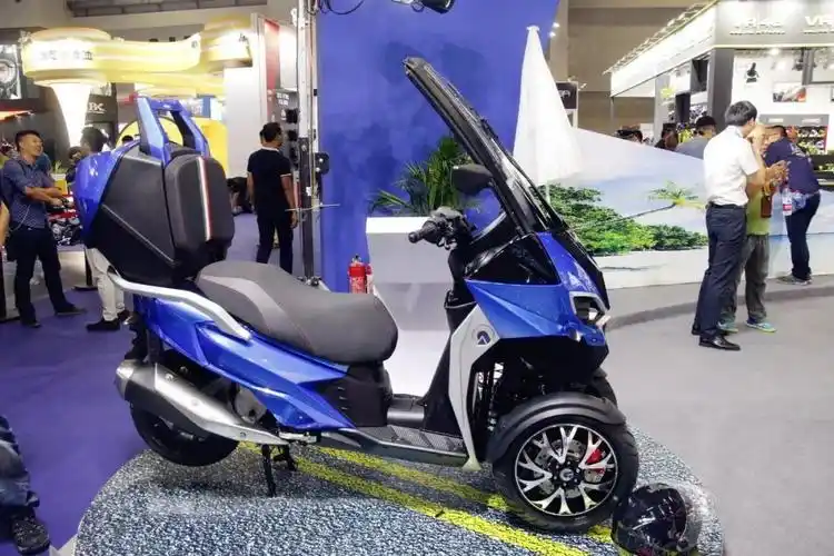 金城携手adiva两款倒三轮发布,价格低于预期引发关注