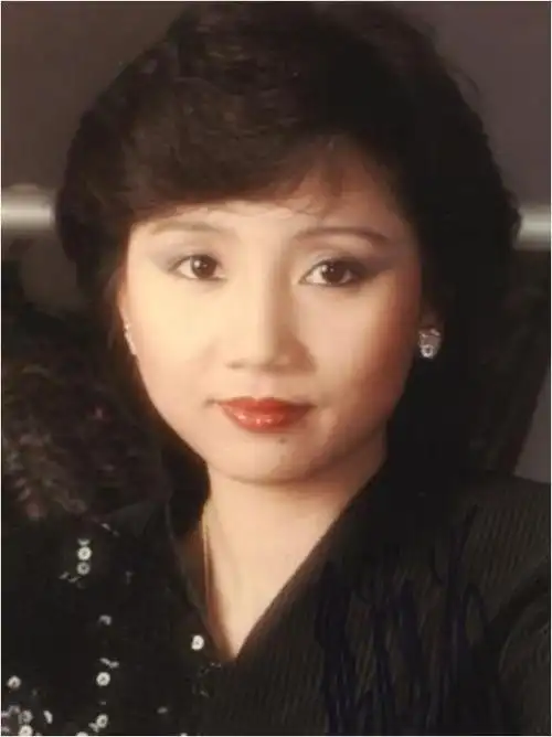 张德兰27岁为爱舍歌坛43岁转行学医嫁人34年无儿无女