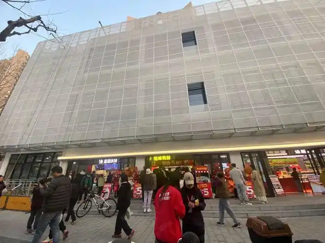 【17图】徐家汇 梅陇镇广场 菜市场沿街3开门 面积100平餐饮旺铺,上海