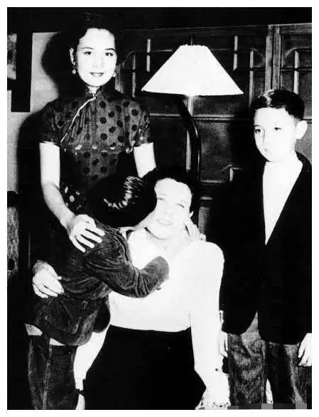 蒋经国的后人|蒋孝勇|蒋孝武_网易订阅