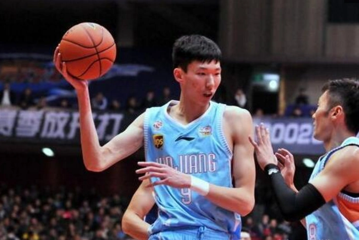 周琦进nba,看看这瘦弱的身材,能否撑得住?