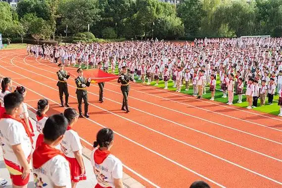 无锡市锡山实验小学举行2023秋学期开学典礼暨一年级入学仪式