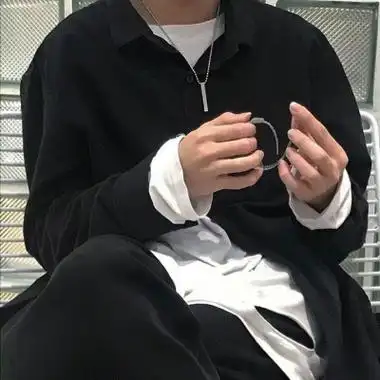 高冷部位男头-男生头像 - 壁纸之家