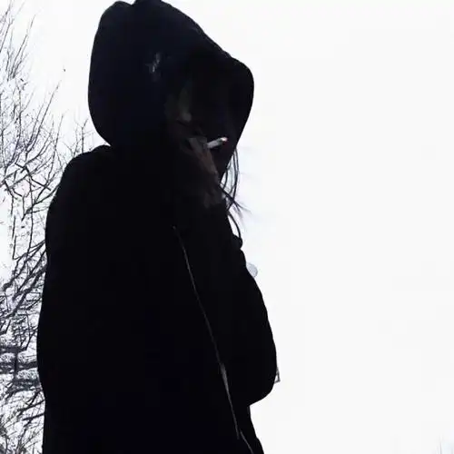 快手上好看的小姐姐头像