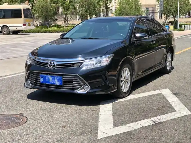 厦门2016年06月丰田凯美瑞2015款20g领先版黑色手动挡