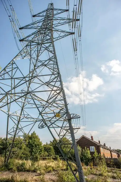 关于电力铁塔的知识你了解多少?电力金具厂家为您答疑解惑