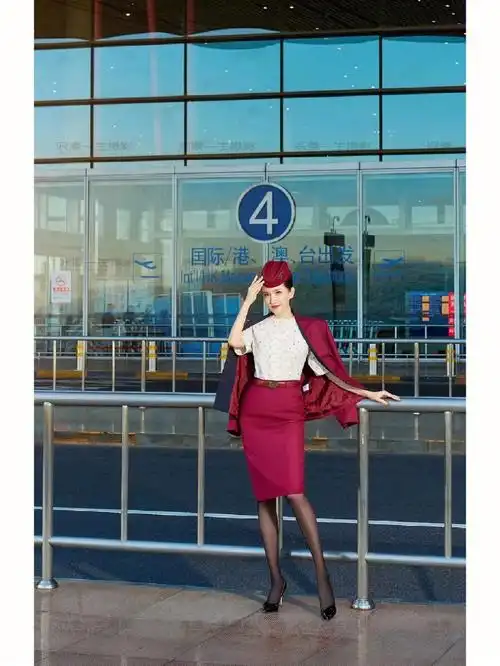 卡塔尔航空制服