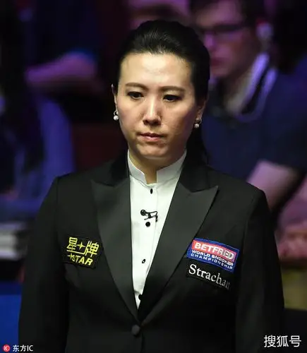 中国美女裁判李安亮相.