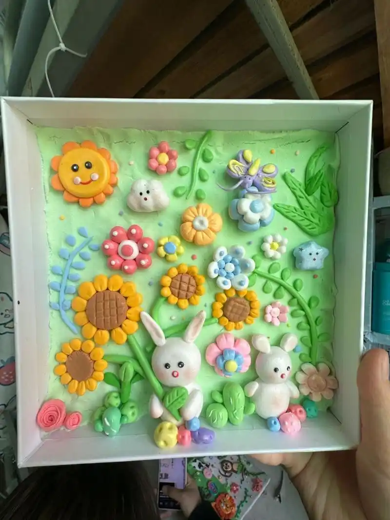 动物粘土画 抱着向日葵的小兔子