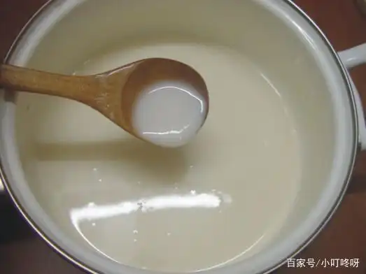 什么都不放的稀饭就是这样的面糊糊