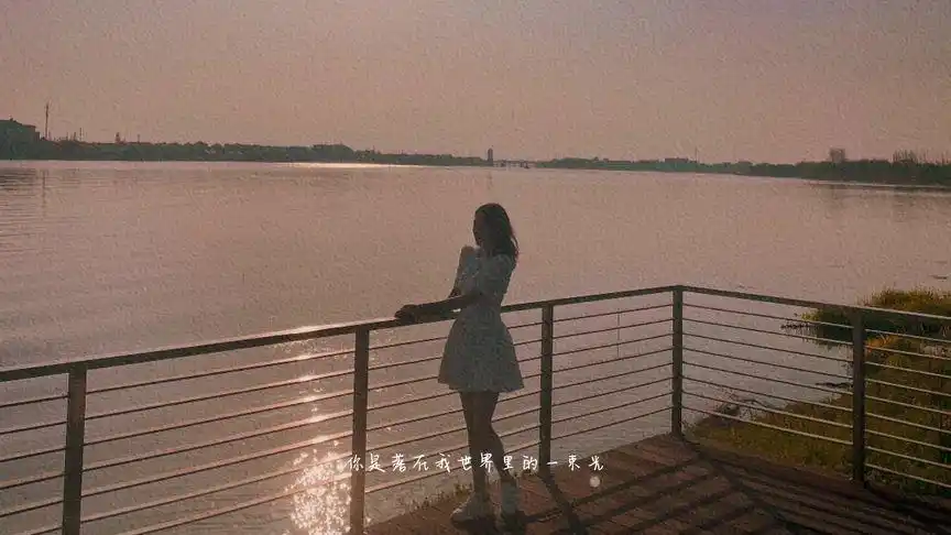 "成年人的世界总是静静崩溃,默默自愈"