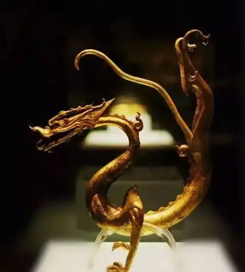 三星堆又有新发现!8号坑挖出神兽"猪鼻龙",龙真的存在吗?