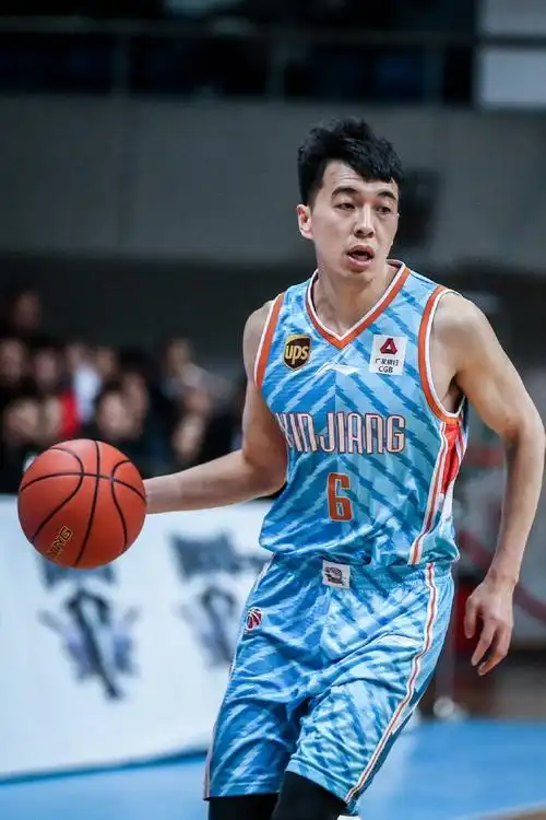 虽然新疆惜败北京,但范子铭的发挥让我们眼前一亮!