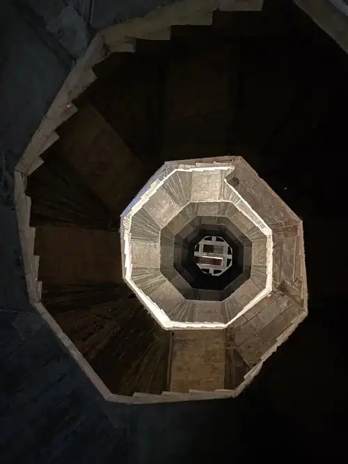 北京探废废墟迪士尼