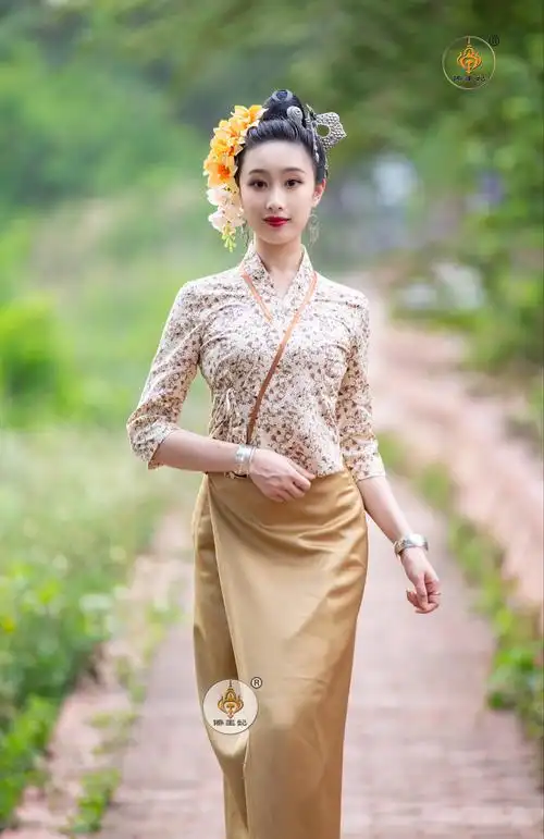 傣王妃服饰傣族传统春夏舒适款小清新田园风小碎花简约时尚日常服