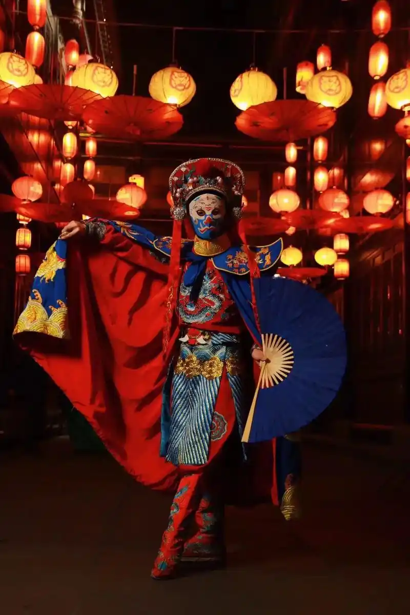 川剧变脸一张张神奇的脸谱,呈现精彩的视觉盛宴#传统文化 #非 - 抖音