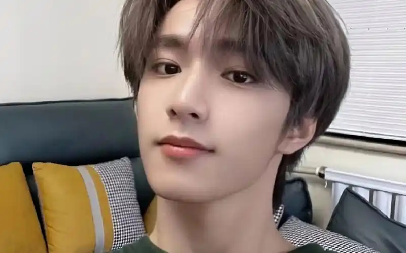 刘耀文看似拽酷实际公主