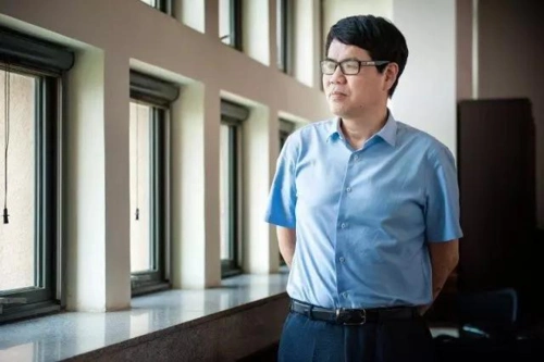 滨海市民文化讲堂——中国传统文化孕育下的《红楼梦》