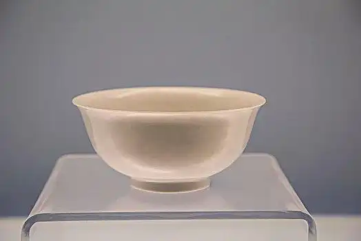 景德镇窑青花瓷瓶图片