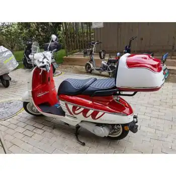 维多利亚 姜戈150改装 摩托车复古尾箱配件 可乐红白