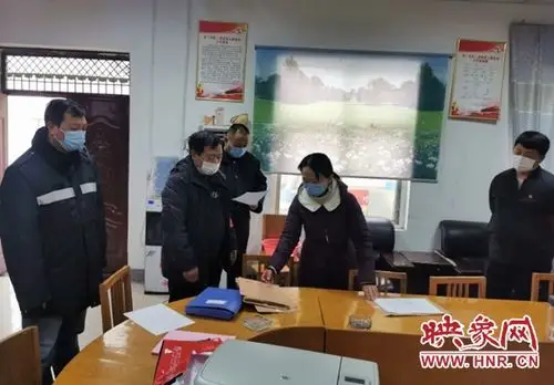 荥阳市崔庙镇书记镇长一线指导速严实细全面部署防疫战