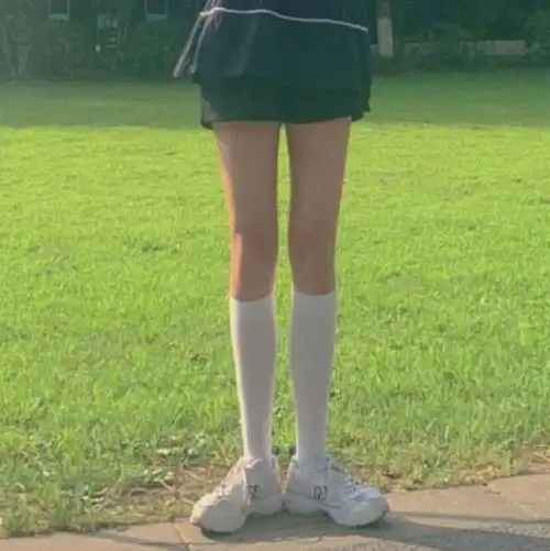 关于我的腿型确实还不错这件事