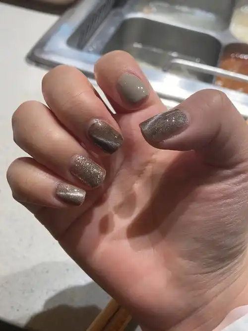 海底捞跳色美甲