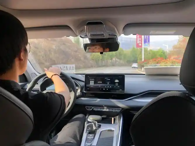 还原真实用车感受 吉利星瑞实力征服新高度