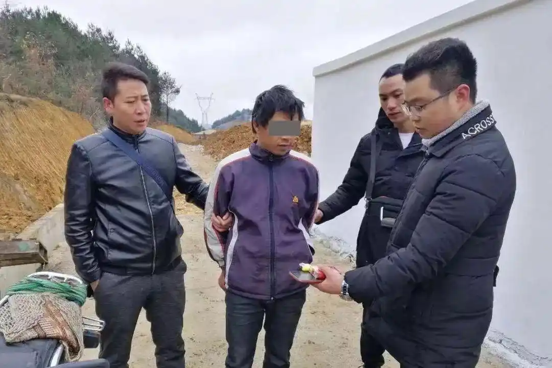 黔西警方相继抓获三名在逃人员