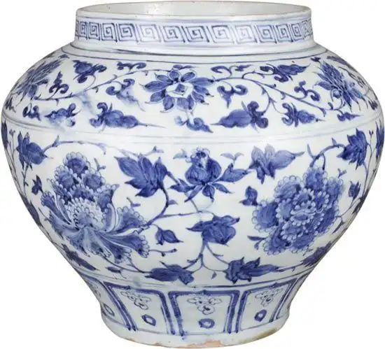 珍罕元青花大罐现身中拍国际