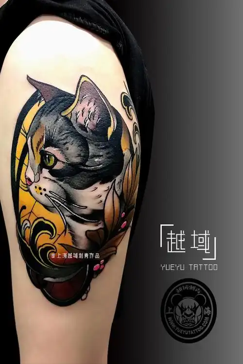 手臂猫咪纹身图案