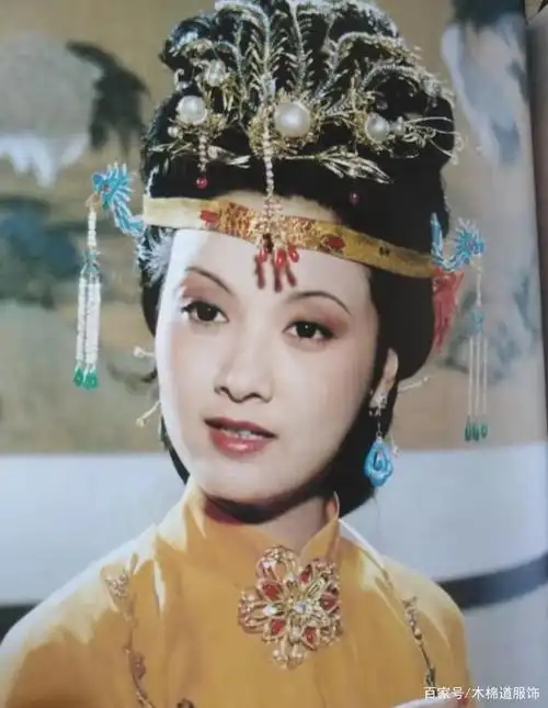 电视剧《红楼梦》剧照