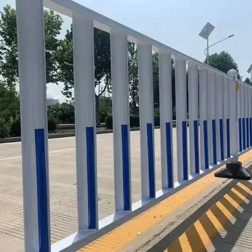 人行道护栏-市政道路护栏厂家-京式-定制护栏-常州华腾交通设施有限公