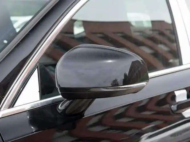 沃尔沃s90后视镜加热开关在哪