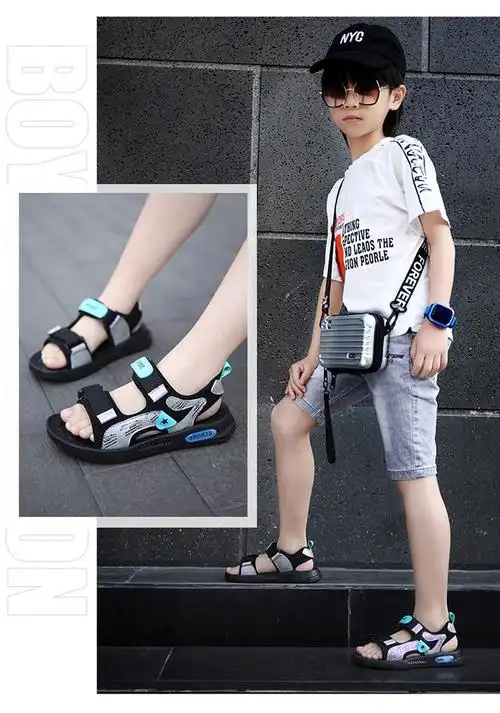 儿童凉鞋男2022新款防滑防臭韩版男孩帅气大童中小童潮流沙滩凉鞋黑银