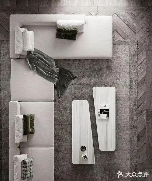 精致的简约230㎡灰色主题色的设计来体会一下舒适感吧