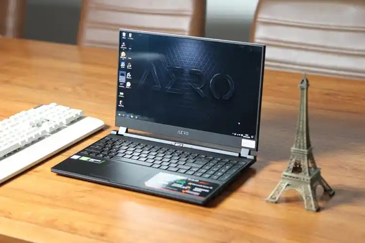 外观性能散热"十项全能":技嘉new aero 15 oled笔记本体验