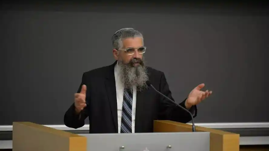 拉比是犹太教中的神职人员,被誉为教中最智慧的人.