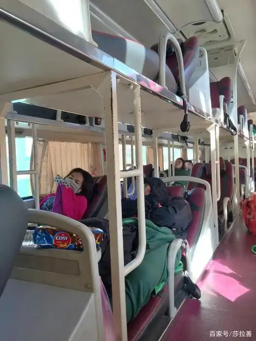 莎拉游记|在越南坐卧铺长途大巴车是怎样的感受?