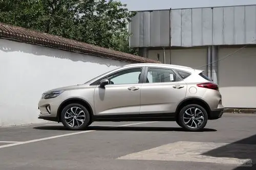 6款车型778万起售新款吉利帝豪gs上市