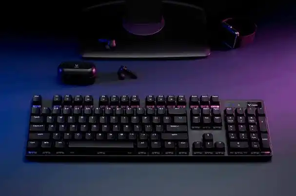 雷柏v500pro无线版游戏机械键盘图赏