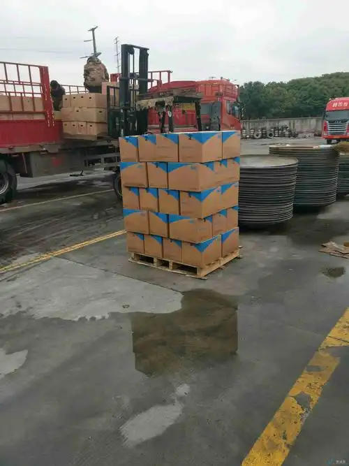 无锡到福州平板车(无锡市明腾物流有限公司)装货现场