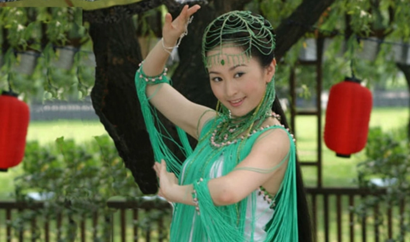 爷青回,《欢天喜地七仙女》重聚"王牌6",四仙女蒋欣混的最好_小百科