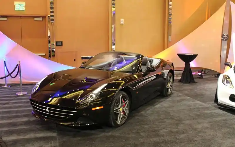 时尚豪车电脑壁纸时尚酷炫的豪车