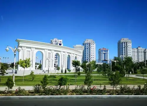 中亚五国文化之旅二十一——土库曼斯坦阿什哈巴德掠影